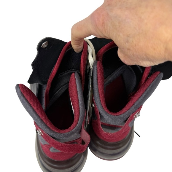 Nike Air Max 720 Saturn Black Team Red Thunder Gray Leather Sneakers Size 7.5 - Picture 11 of 16